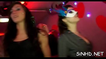 Seductive dancing with pretty chicks 