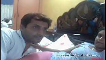 Indian lovers doing it on webcam 